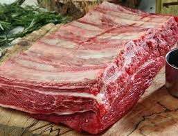 A beef rib has about 400 calories per serving. What Is The Difference Between Beef Ribs And Beef Riblets Quora