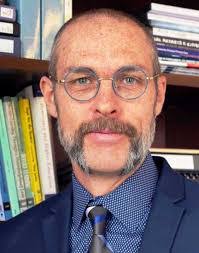 Kevin Bott's Instagram, Twitter & Facebook