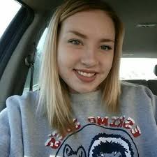 Anna Flood (@aflood1225)