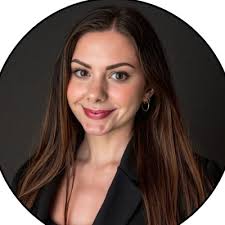 I'm planning a road trip from Wausau, Wisconsin to Dallas, Texas. Who are  some of my LinkedIn connections working at large retailers along the way  that I should meet with? I plan