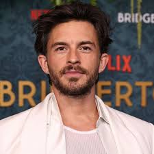 Jonathan Bailey Boyfriend, Dating, Relationships