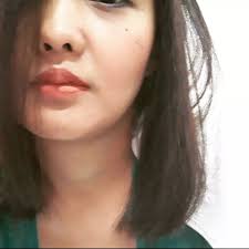 As the Holidays draw near, Snow Sugar Cookie is feeling a bit lonely while  waiting for the chance to join the other Brave Cookies later. If only 100  friends would gather and