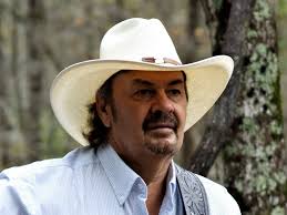 Country Music Goes Hollywood: Richard Lynch Performs Theme Song from New  Kim Kahana Film