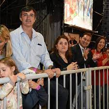Senador nacional por la provincia de buenos aires. Por Ley Lincoln Quiere Ser Capital Nacional Del Carnaval Artesanal Diario Democracia