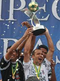 Brasil brasileirão série b série c série d brasileiro feminino estaduais copa do nordeste copa do brasil copa do brasil s20 copa do brasil s17 copa do brasil fem. William E Alessandro Do Corinthians Erguem A Taca Da Serie B De 2008 Esportes Estadao