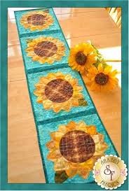 Patchwork Sunflower Table Runner Pattern Sunflower Table Runner Quilted Table Runners Table Runner Pattern