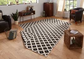 Ähnlich wie bei möbeln oder dekor verleihen sie ihrem lieblingszimmer mit. In Outdoor Wendeteppich Teppich Terrasse Wintergarten 160 X 230 Cm Nizza Schwarz Creme Od 16 Design Impex