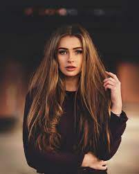 Professional photo poses for girls. 30 Best Female Poses For Successful Photoshoot