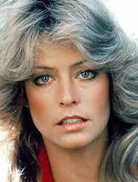 What Was Make Up Like In The 70s Marie Claire France October 1971 Mod Makeup Twiggy 70s Hair And Ma 70s Hair And Makeup 1970s Hairstyles Hair And Makeup Artist