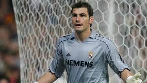 Casillas is a goalkeeper from spain playing for fc porto in the portugal liga nos (1). El Mejor Futblista Espanol Del Fifa Desde El 2005 Hasta La Actualidad 90min