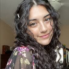 Moya Crowley's Instagram, Twitter & Facebook