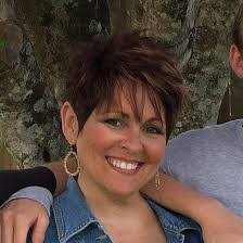 Sandra Eakin's Instagram, Twitter & Facebook