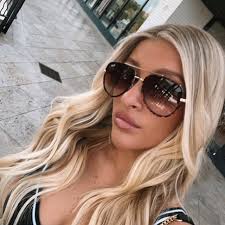 Clara Defazio's Instagram, Twitter & Facebook