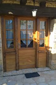 Ensemble Compose D 1 Porte Fermiere 1 Vantail 2 Chassis 1 Vantail Sur Allege Avec Lames Inegales Cymaise Plinthe Vit Porte Fermiere Portes Menuiserie