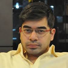 Ahsan Kamal's Instagram, Twitter & Facebook