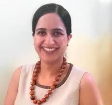 Mary Dilger's Instagram, Twitter & Facebook