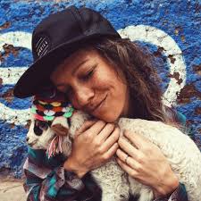 Sharing a few moments from Sölden 🦦 Such an incredible place to start the  season ! Always really happy to catch up with the girls  @laracolturiofficial, @estellealphand, @katiehensien 🤓 #fisalpine  @fisalpine #