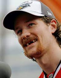 Duncan keith (born july 16, 1983) is an athlete from canada who competes in ice hockey. Grin And Bear It Nhl Players Say Losing Teeth Part Of Game Sports Illustrated