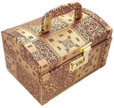 Some of the technologies we use are necessary for critical functions like security and site integrity, account authentication, security and privacy preferences, internal site usage and maintenance data, and to make the site work correctly for browsing and transactions. Bonanza Palki Makeup Box Vanity Box Best Price In India Bonanza Palki Makeup Box Vanity Box Compare Price List From Bonanza Vanity Boxes 6857334 Buyhatke