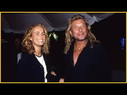 C'est une nouvelle fois sur instagram qu'ilona smet a partagé quelques extraits d'un récent shooting photo. Jeune Fille Laeticia Hallyday A Pose Pour David Hamilton Youtube