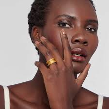 32 Engagement Rings That Are Anything But Boring