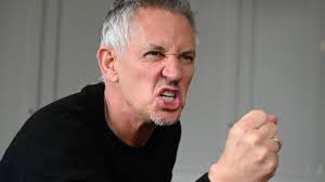 Der spanische fan fährt seit 1979 zu den spielen der nationalmannschaft. Gary Lineker Wird 60 Er Pragte Den Wohl Beruhmtesten Satz Uber Den Deutschen Fussball Welt