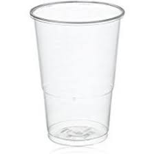 Quanti bicchieri d'acqua dovremmo bere al giorno è la domanda delle domande da sempre. Quanti Ml E Un Bicchiere Di Plastica