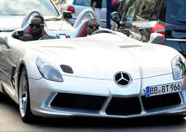 The Most Extravagant Celebrity Cars Carhoots Carros Y Motos Autos Autos Y Motos