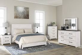 Check spelling or type a new query. Gerridan 6pc Panel Bedroom Set In White Gray