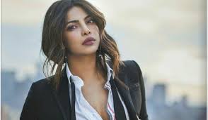 Priyanka chopra and nick jonas painted instagram red. Priyanka Chopra Scores 25 Mn Instagram Followers Ahead Of Modi Big B