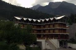 The first impression of snow peak retreat manali. Hotel Booking Snow Peak Holidays