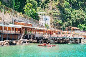 L'azienda antico bagno di alvino renato & c. Beach Club Antico Bagno Conca Delle Sirene