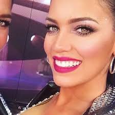 Separadas y ardientes! Rocío Robles y Sofía González se besaron en  ShowMatch