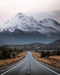 Mount Shasta California Regranned From Ryanresatka When California Has Volcanos Bigger Than California Travel Road Trip Photography Mount Shasta California