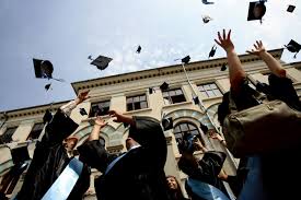 De ce ai vrea, daca esti student deja la o facultate, sa mai faci o facultate? Ce Facultate Trebuie SÄƒ Faci DacÄƒ Vrei SÄƒ Å£i Cresti Sansele De A Deveni Miliardar
