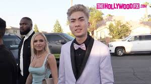 Find the perfect devin booker stock photos and editorial news pictures from getty images. Ricegum Abby Rao Share A Kiss After Speaking On Jake Paul Tana Mongeau S Wedding In Vegas Youtube