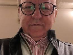 Massimo boldi, 74 anni, annuncia la separazione dalla lucchese irene fornaciari, 40, sua fidanzata da un anno. Boldi Smentisce Gli Ultimi Gossip Enrica Non E La Fidanzata