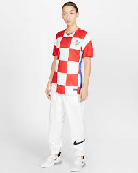 This is the place to shop for the official shirts, jerseys, shorts, socks and kit. Croatia 2020 Stadium Home Women S Football Shirt Nike Ca