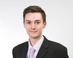 Discounting weight of crystal stones when returning jewellery disrupts  Egyptian gold market