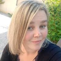 20+ "Laura Heuer" profiles