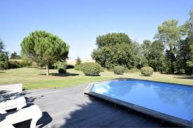 Vente D Une Maison Avec Des Combles Amenageables A Vernaison Sldi
