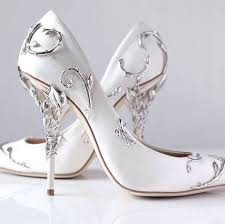 Beautiful Black And White High Heels Pin By Erin Allen On Clothes And Shoes I Would Wear Wedding Shoes Pretty Shoes Couture Heels