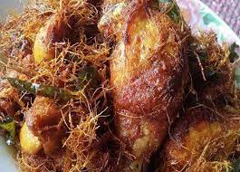 Rasa dia rangup kat luar, berjus kat dalam. Resepi Ayam Goreng Berempah Tanpa Serbuk Kari Pawtaste Com