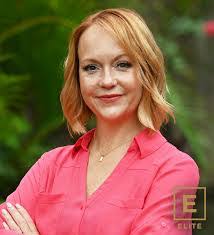 Andrea Macmillan's Instagram, Twitter & Facebook