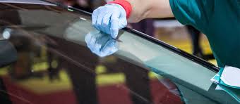 Blue star's advanced method for windshield repair contains a special deep penetrating resin requiring sunlight to cure. The Best Windshield Repair Kit Review Buying Guide In 2020