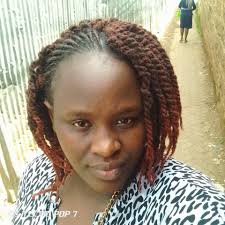 What schools in Kenya offer barista and mixology courses?