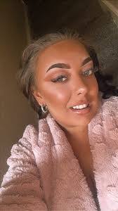 Kaitlyn Cave's Instagram, Twitter & Facebook