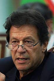 وزیراعظم عمران خان 21 سے 23 جنوری تک سوئٹزرلینڈ کے شہر ڈیوس میں منعقدہ عالمی وزیراعظم عمران خان کے اس دورے کے دوران عالمی اقتصادی فورم کے خصوصی سیشن میں. Imran Khan Wikipedia
