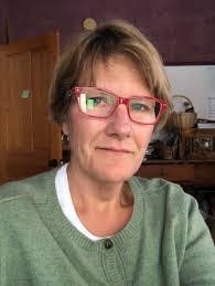 Rita Fenner's Instagram, Twitter & Facebook