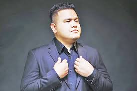 Sayu penonton dengar azmi caliph buskers nyanyi lagu,redha(irfan haris) mp3 duration 3:46 size 8.62 mb / kogre nyiur 16. Azmi Pernah Selisih Faham Dengan Caliph Buskers Media Permata Online